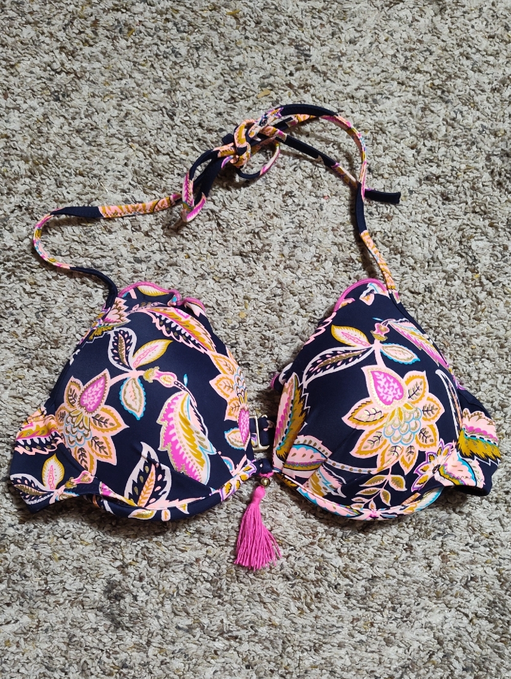 5/$25 SALE Shade & Shore Size 36B Navy Floral Bikini Top with Pink Accents